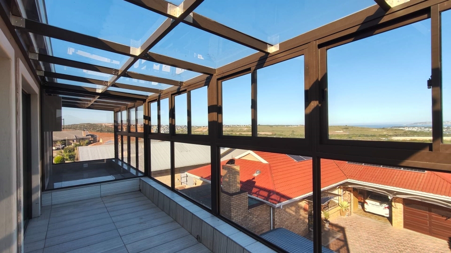 To Let 4 Bedroom Property for Rent in Monte Christo Western Cape